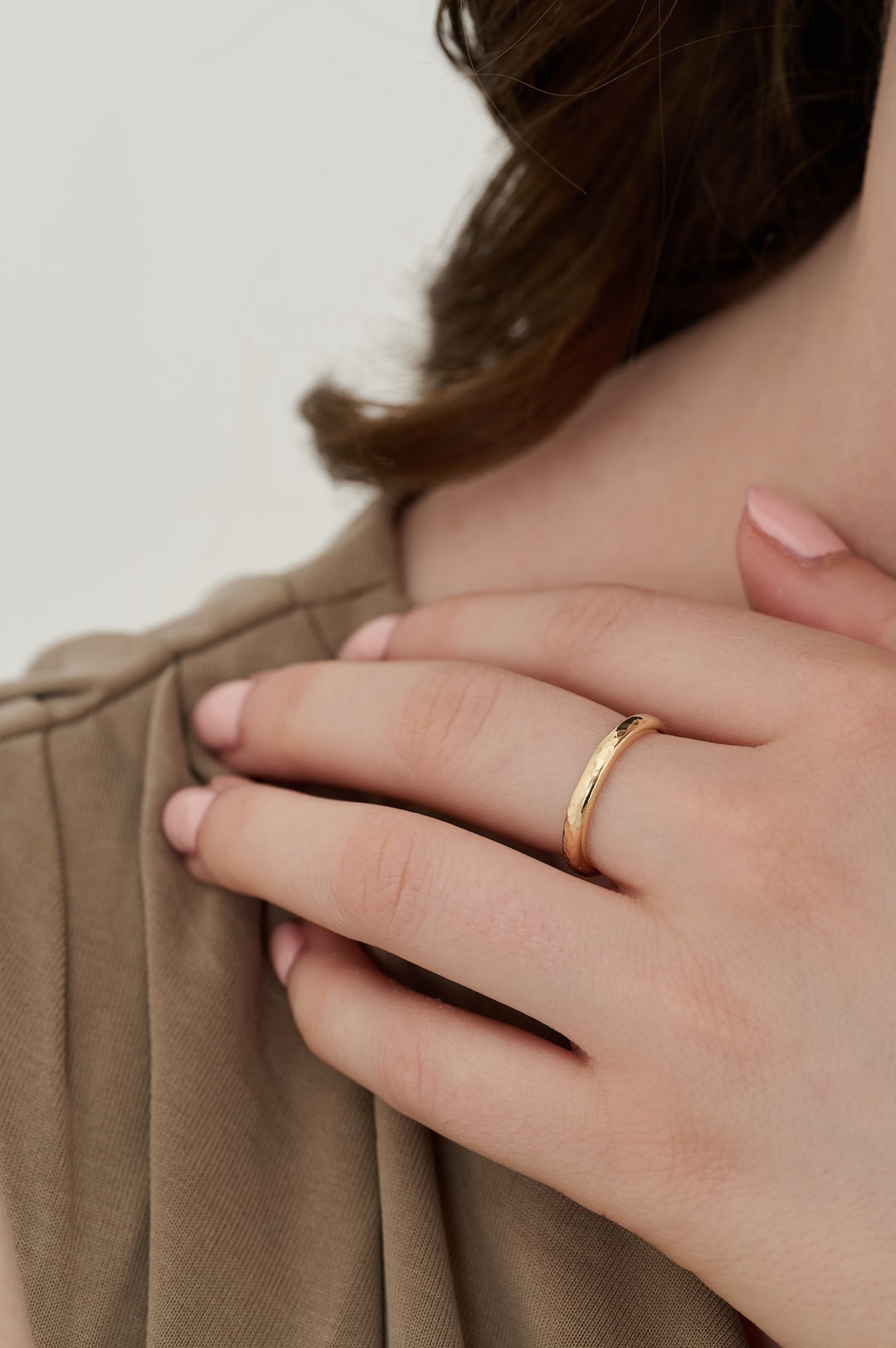 9ct gold textured ring