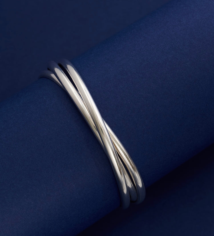 liz lloyd jewellery sterling silver triple bangle intertwined